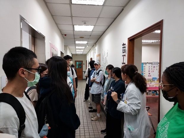 1120420亞東醫院社工室參訪照片-2