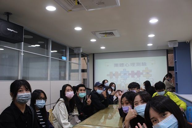 1091105實習一參訪賈桃樂參訪3